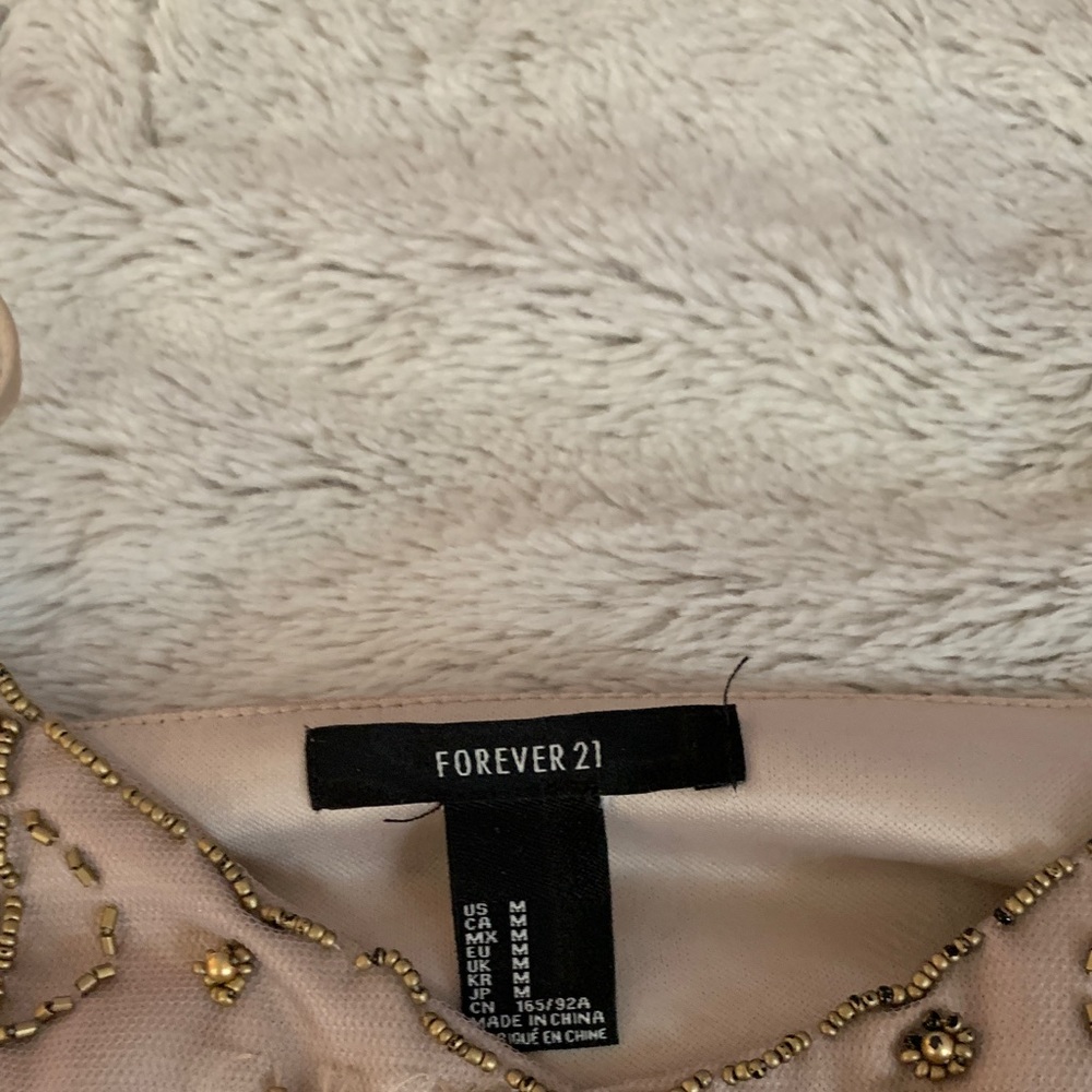 Forever 21 Festival top - Picture 2 of 4